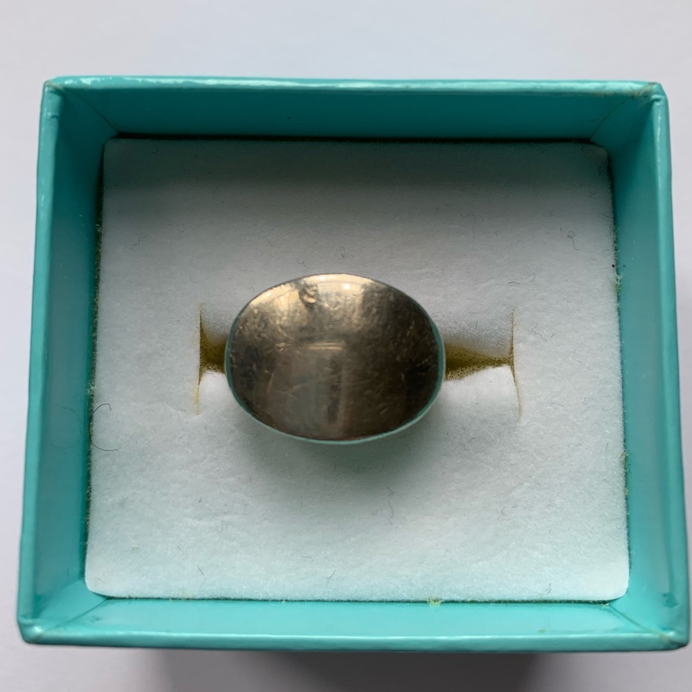 Oval Sterling Silver Ring - Picture 2 of 5